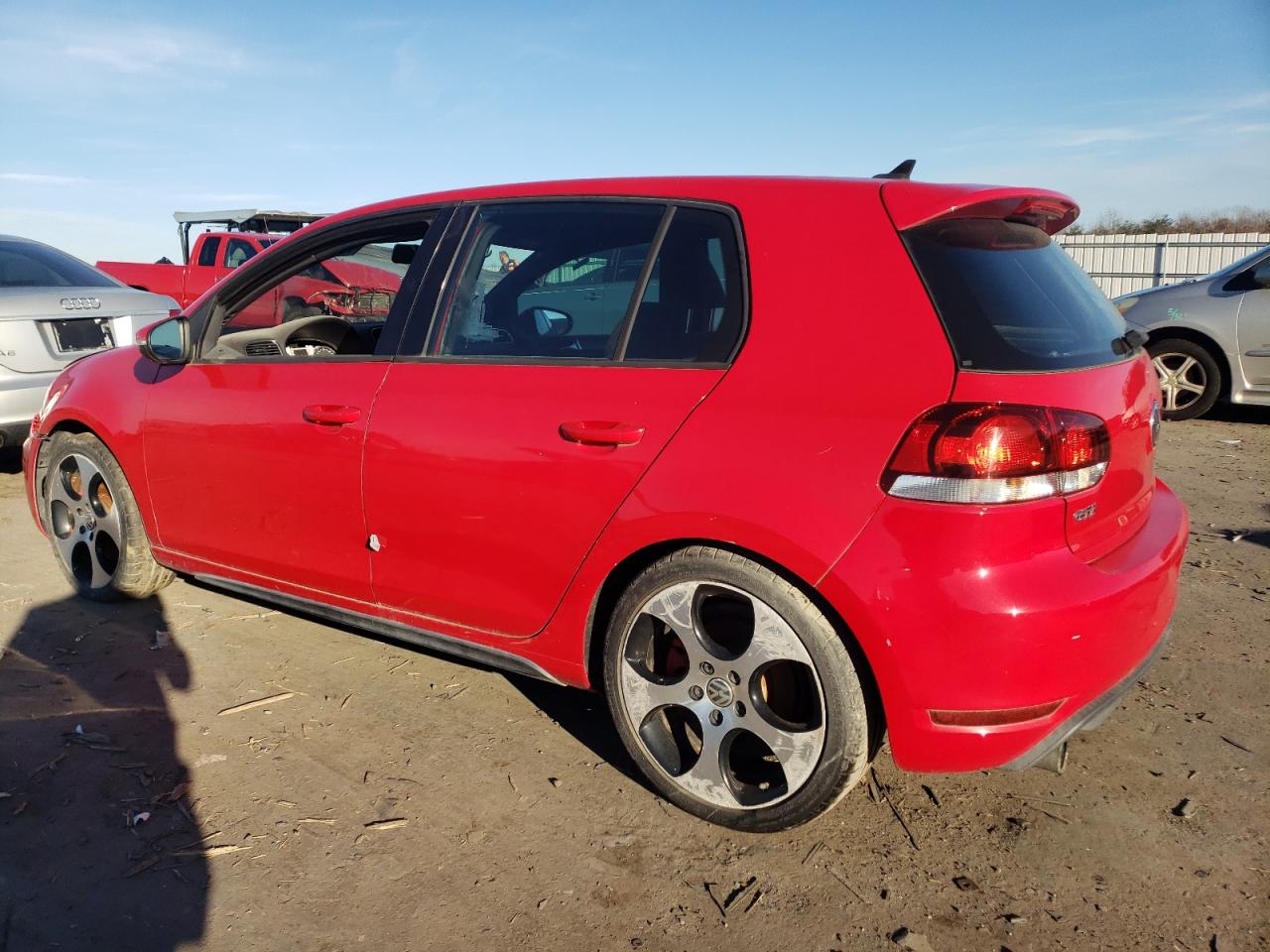 Image 2 of 2010 VOLKSWAGEN GTI  2010 with VIN WVWHD7AJ4AW192870
