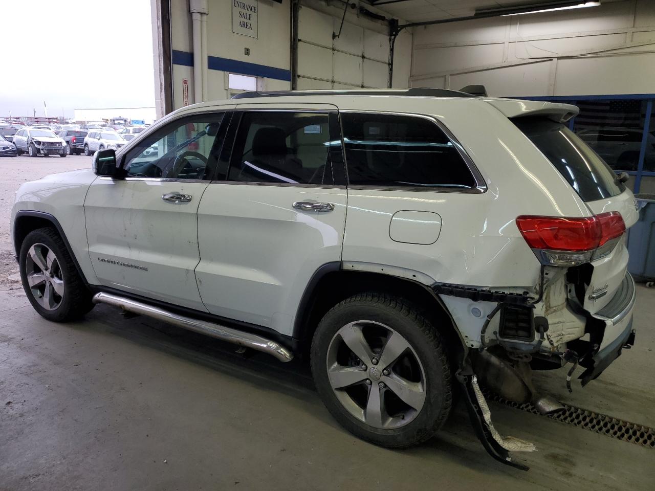 Image 2 of 2015 JEEP GRAND CHEROKEE LIMITED 2015 with VIN 1C4RJFBM0FC716153