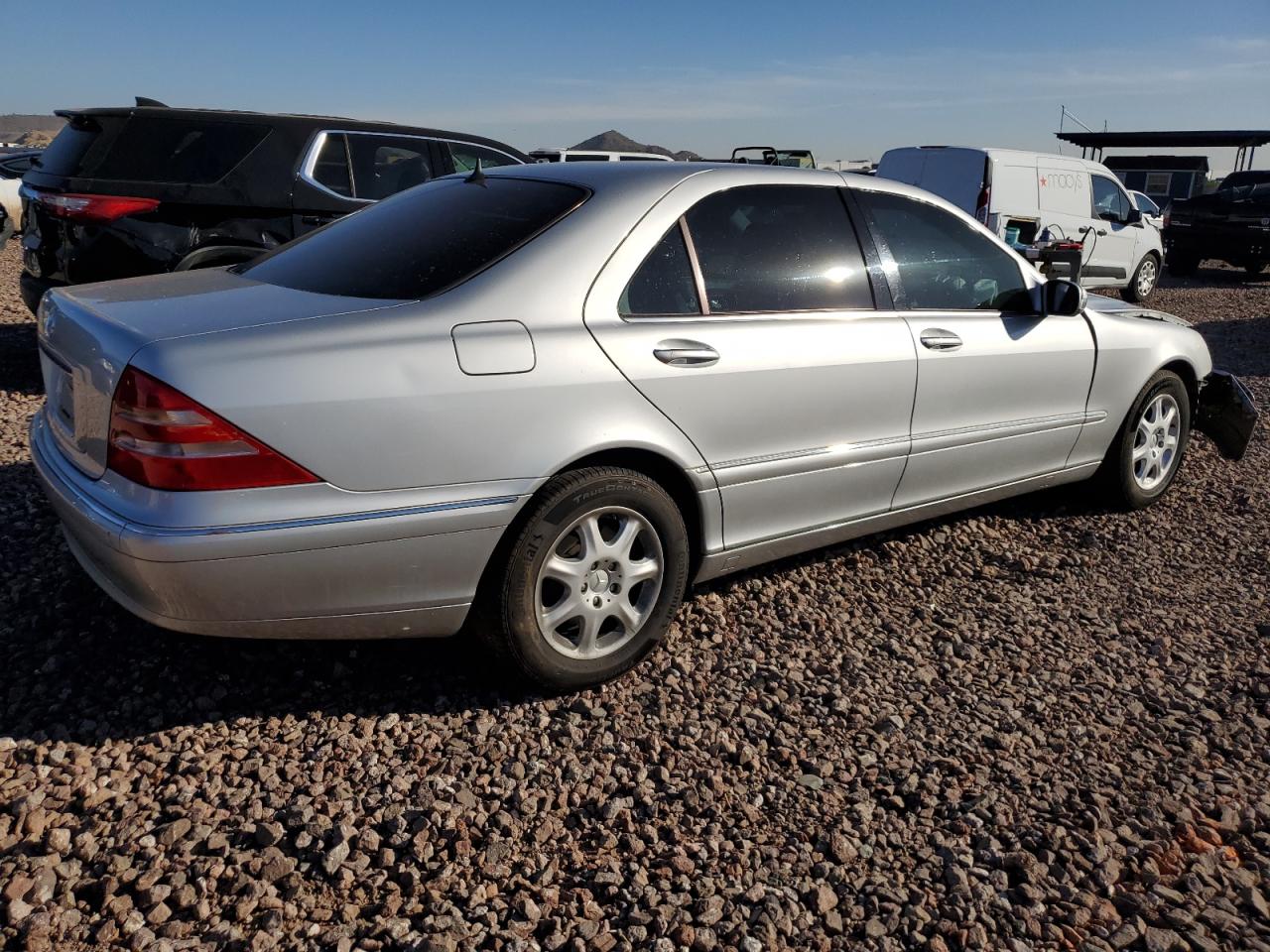 Image 3 of 2000 MERCEDES-BENZ S 500 2000 with VIN WDBNG75JXYA105810