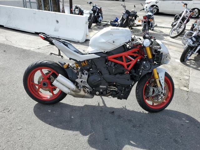 Image 1 of 2017 DUCATI SUPERSPORT  2017 with VIN ZDMVABDS0HB002846