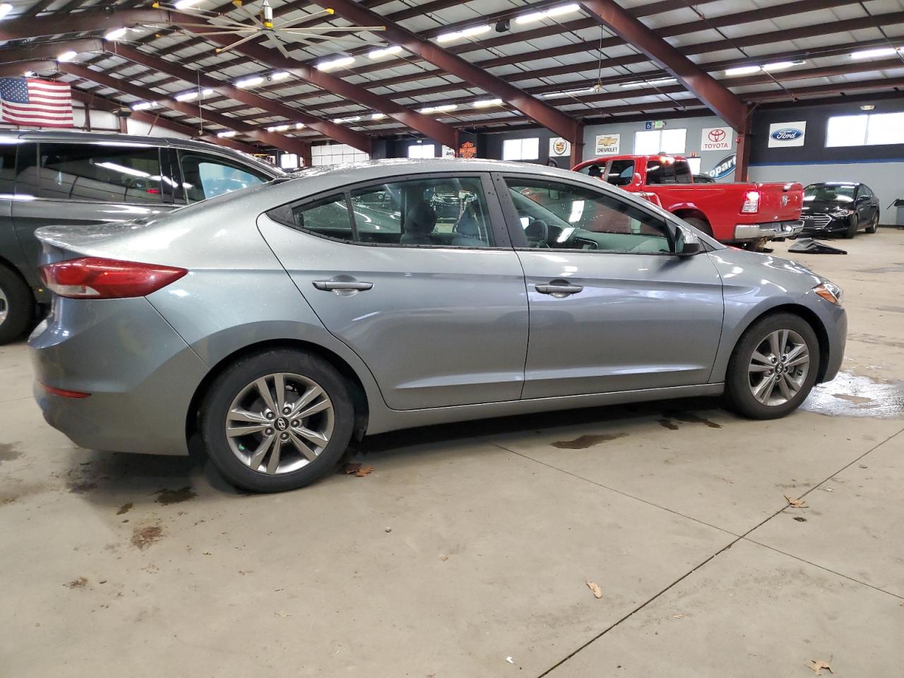 Изображение 3 2017 HYUNDAI ELANTRA SE 2017 с VIN KMHD84LF7HU075778