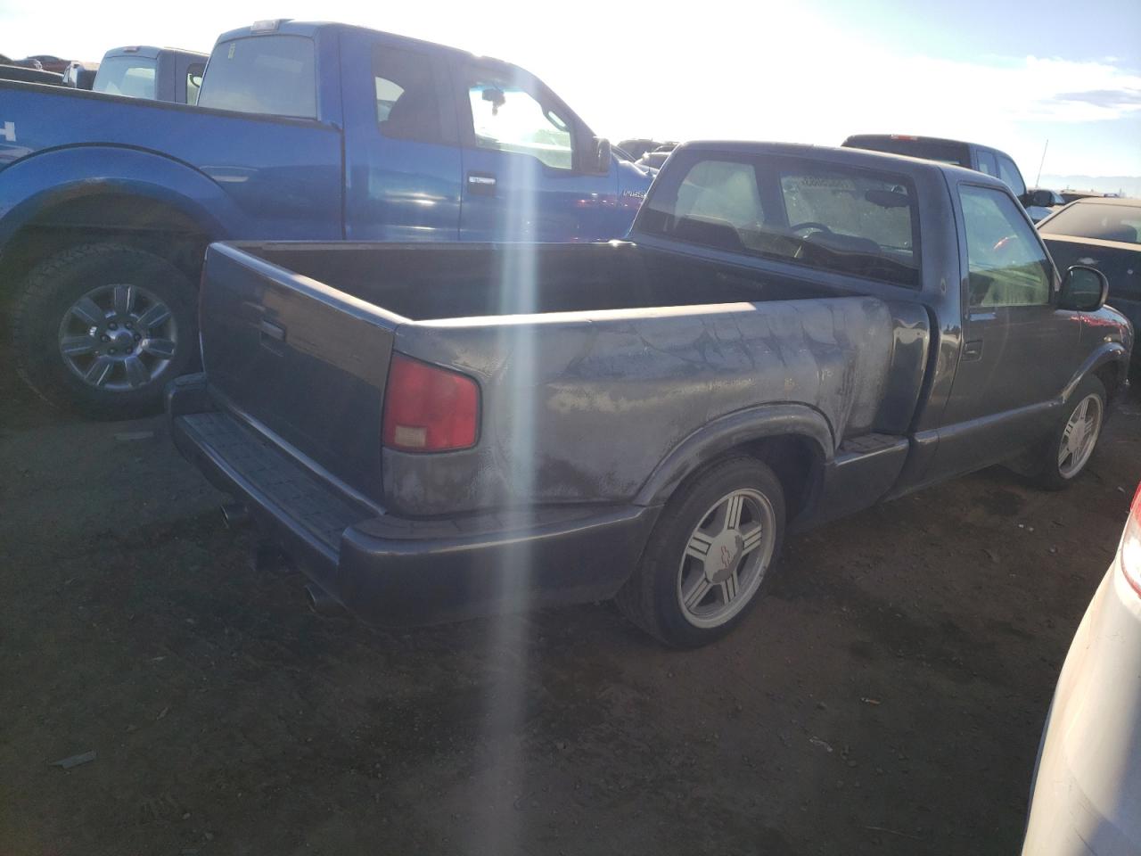 Изображение 3 1997 CHEVROLET S TRUCK S10 1997 с VIN 1GCCS14WXV8171455