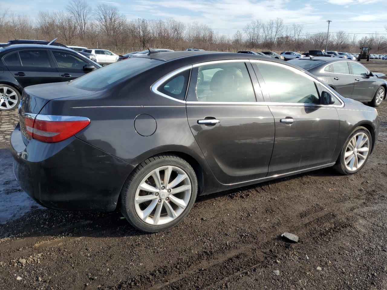Изображение 3 2012 BUICK VERANO  2012 с VIN 1G4PP5SK4C4182428