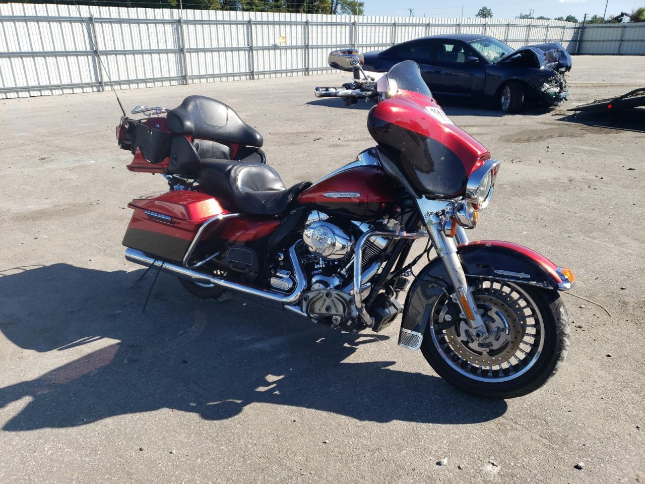 Изображение 1 2013 HARLEY-DAVIDSON FLHTK ELECTRA GLIDE ULTRA LIMITED 2013 с VIN 1HD1KEM15DB691503