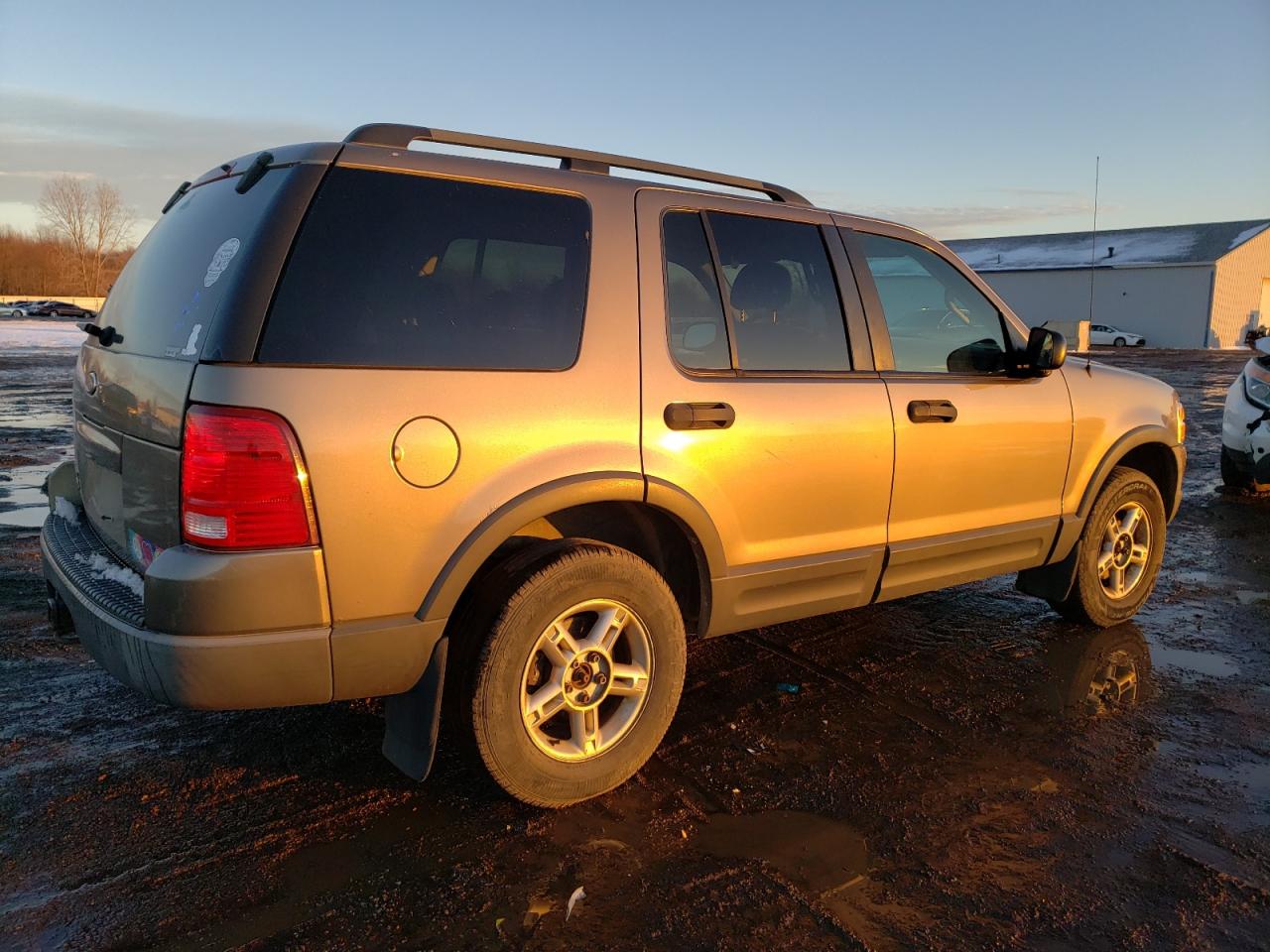 Image 3 of 2003 FORD EXPLORER XLT 2003 with VIN 1FMDU73K03UA54192