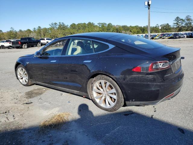 Изображение 2 2015 TESLA MODEL S 70D 2015 с VIN 5YJSA1S22FF081829