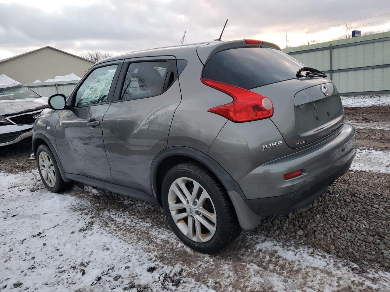 Obraz 2 z 2011 NISSAN JUKE S 2011 z VIN JN8AF5MV7BT007751