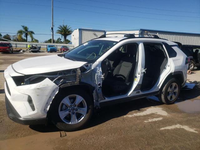 Obraz 1 z 2020 TOYOTA RAV4 XLE 2020 z VIN 2T3RWRFV5LW056965