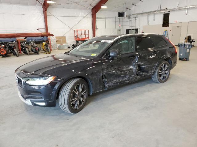 Изображение 1 2018 VOLVO V90 CROSS COUNTRY T6 INSCRIPTION 2018 с VIN YV4A22NL0J1024403