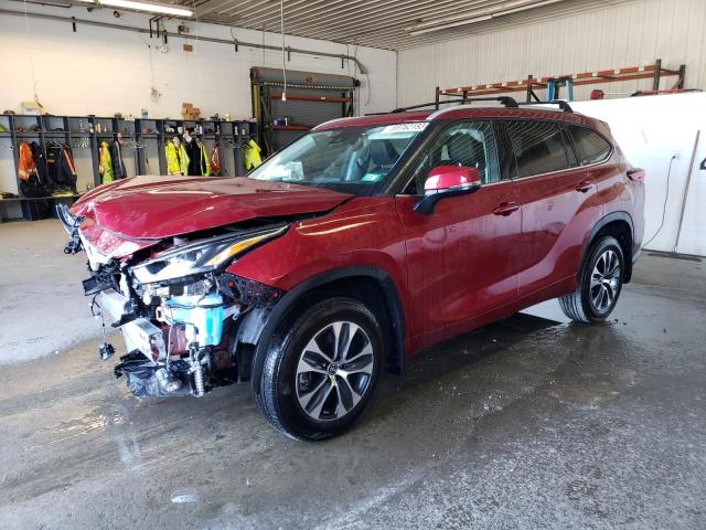 Obraz 1 z 2022 TOYOTA HIGHLANDER XLE 2022 z VIN 5TDHZRBHXNS589840