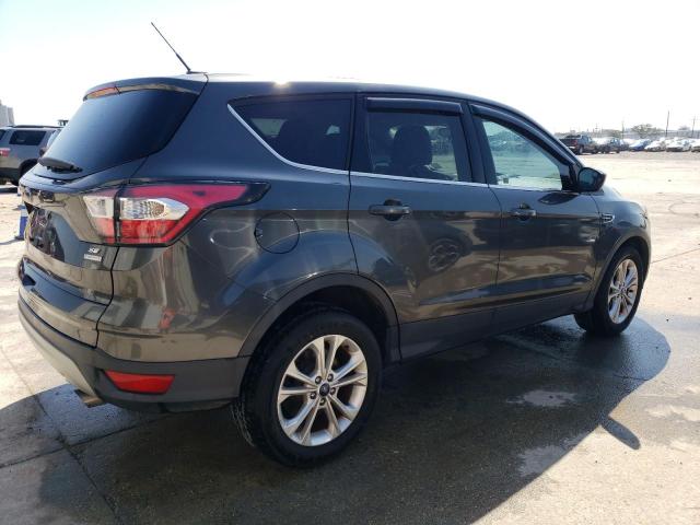 Image 3 of 2017 FORD ESCAPE SE 2017 with VIN 1FMCU0GDXHUA10075