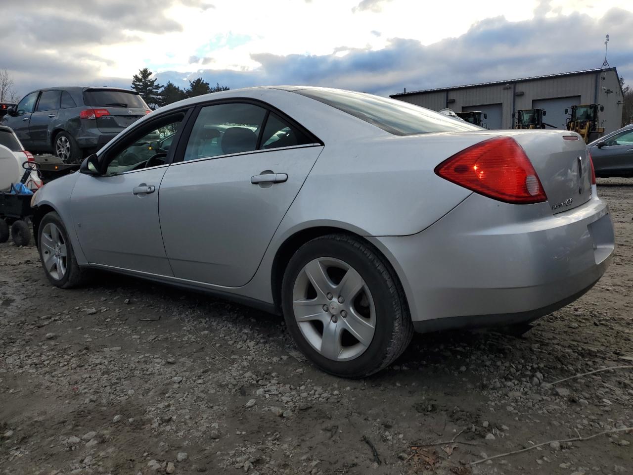 Image 2 of 2009 PONTIAC G6  2009 with VIN 1G2ZG57B694151975