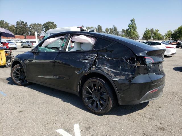 Изображение 2 2023 TESLA MODEL Y  2023 с VIN 7SAYGDEE3PF621970