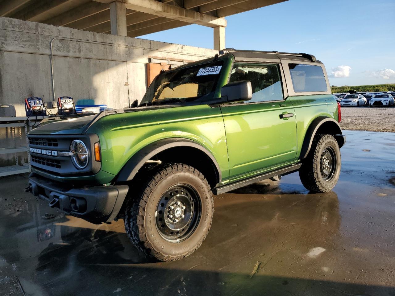 Изображение 2022 FORD BRONCO BASE 2022