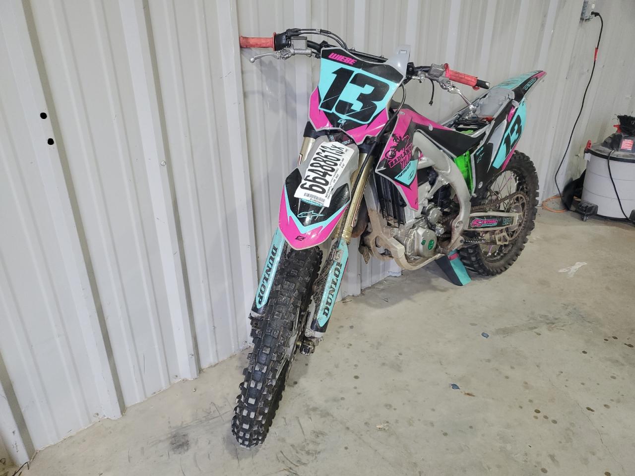 Image 2 of 2020 KAWASAKI KX450 F 2020 with VIN JKAKXGJC0LA009327