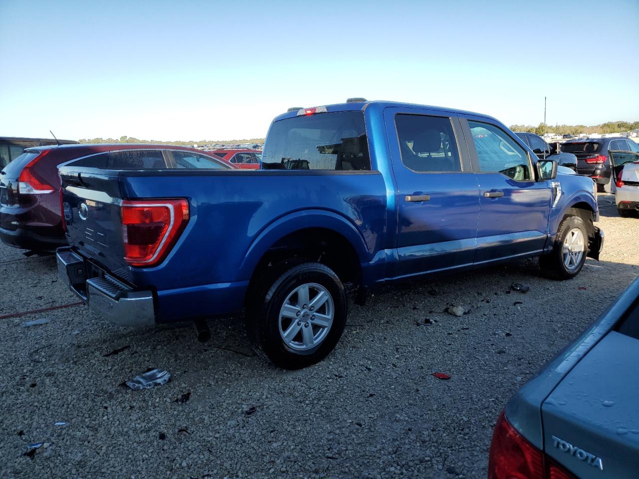 Obraz 3 z 2023 FORD F150 SUPERCREW 2023 z VIN 1FTEW1C50PKD44895