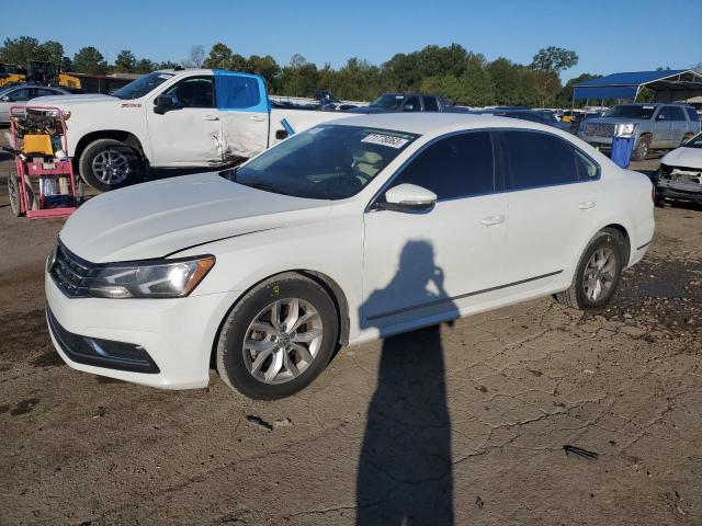 2017 VOLKSWAGEN PASSAT S 2017 image