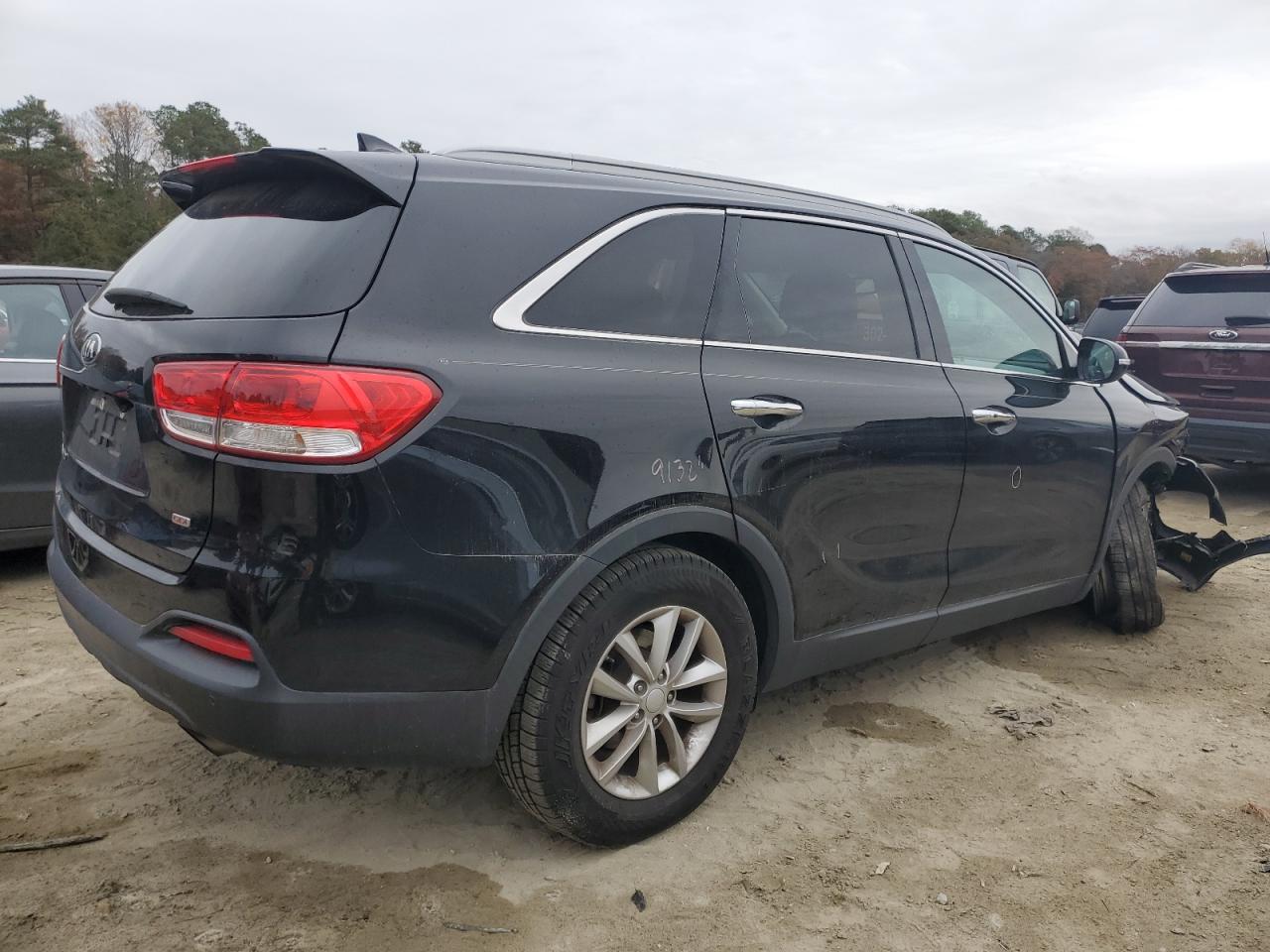 Obraz 3 z 2017 KIA SORENTO LX 2017 z VIN 5XYPG4A3XHG279165