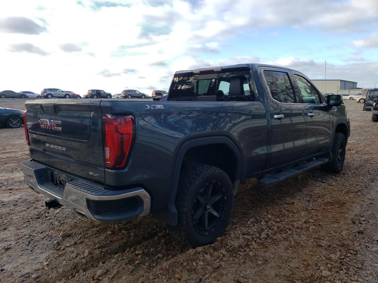Image 3 of 2019 GMC SIERRA K1500 SLT 2019 with VIN 1GTU9DED0KZ265669
