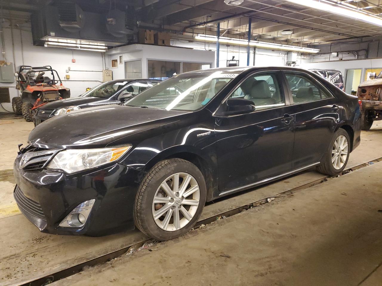 Image 1 of 2012 TOYOTA CAMRY HYBRID 2012 with VIN 4T1BD1FK4CU045561