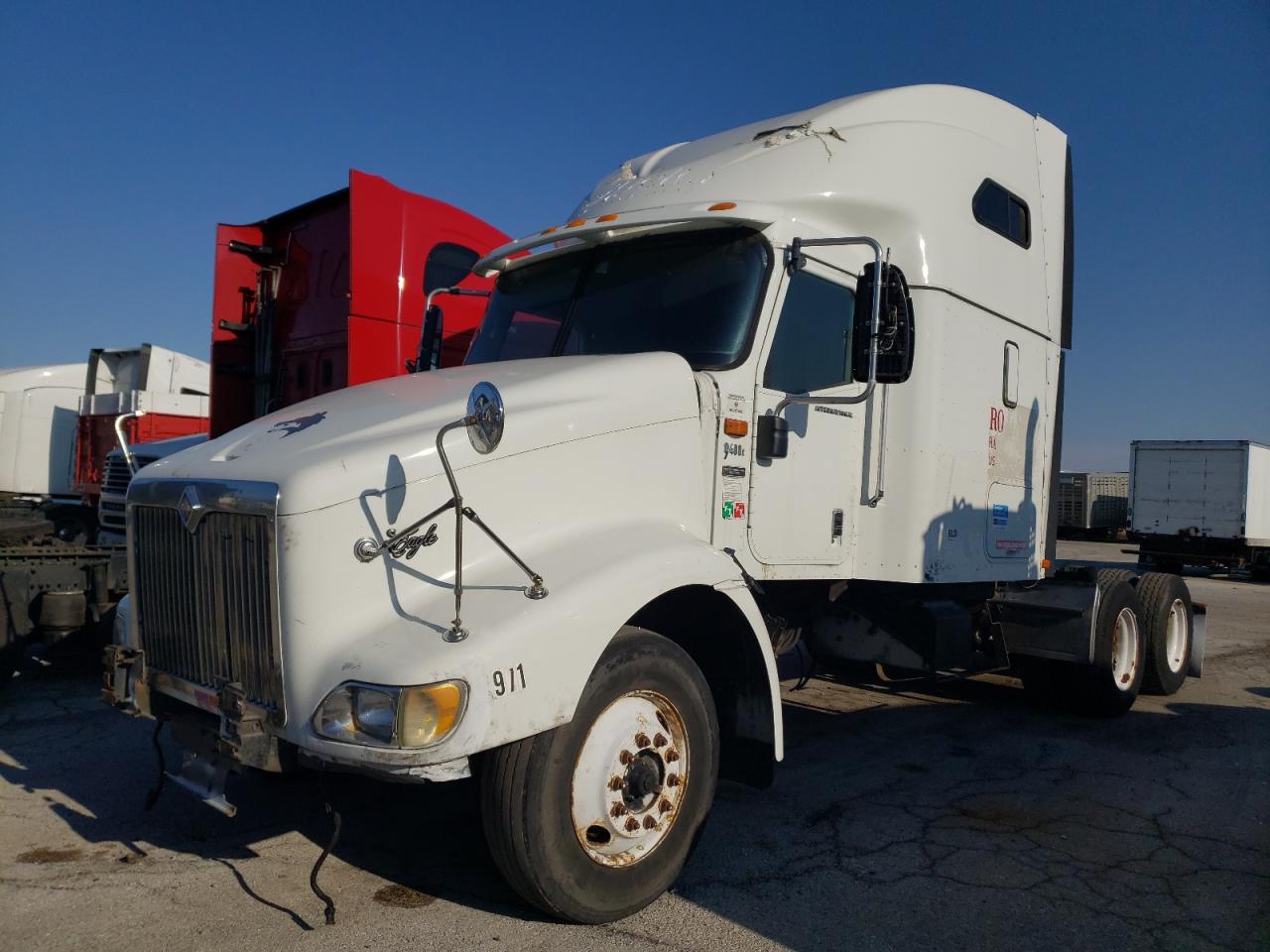 Image 2 of 2007 INTERNATIONAL 9400 9400I 2007 with VIN 2HSCNSCR17C473971