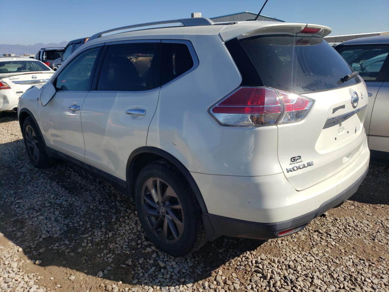Image 2 of 2016 NISSAN ROGUE S 2016 with VIN 5N1AT2MTXGC880981
