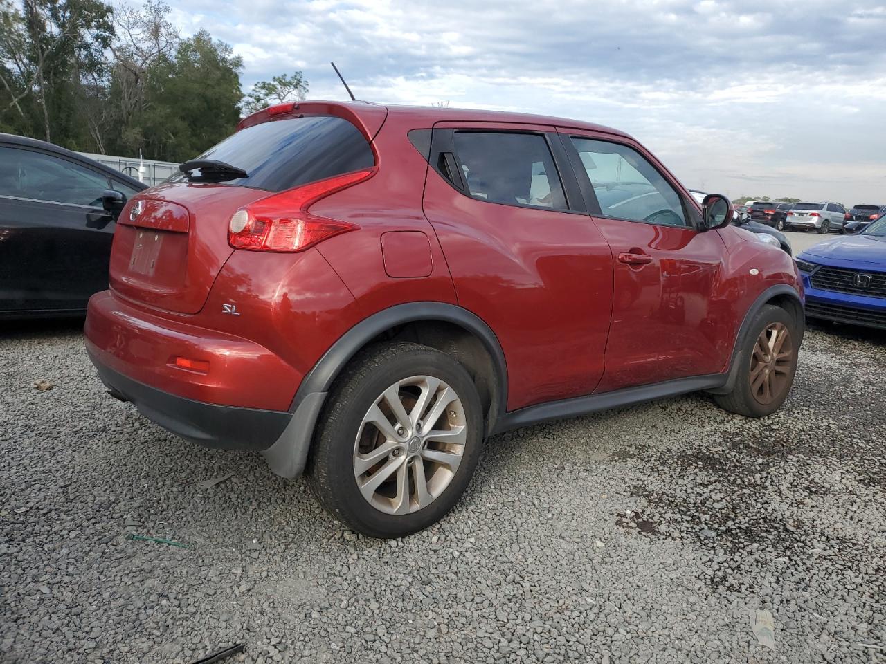 Obraz 3 z 2011 NISSAN JUKE S 2011 z VIN JN8AF5MR1BT011720