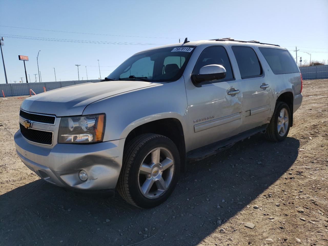 Image 1 of 2011 CHEVROLET SUBURBAN K1500 LT 2011 with VIN 1GNSKJE36BR303964