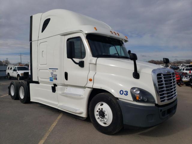 Изображение 1 2015 FREIGHTLINER CASCADIA 125  2015 с VIN 3AKJGLBG5FSGT0891