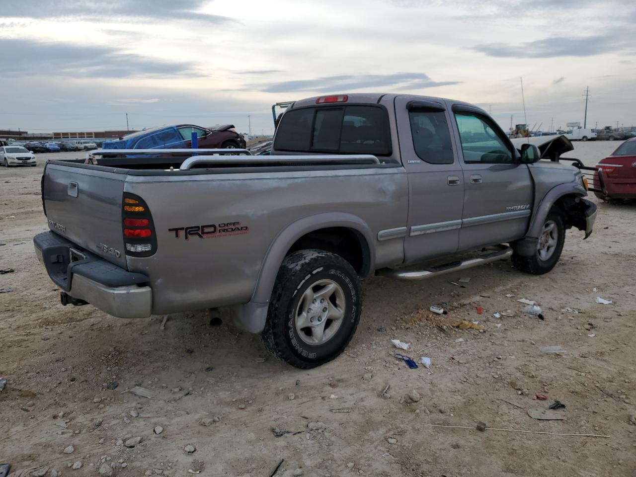 Image 3 of 2001 TOYOTA TUNDRA ACCESS CAB LIMITED 2001 with VIN 5TBBT48191S144898