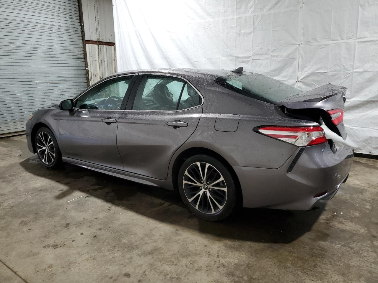 Изображение 2 2020 TOYOTA CAMRY SE 2020 с VIN 4T1G11AK7LU891382