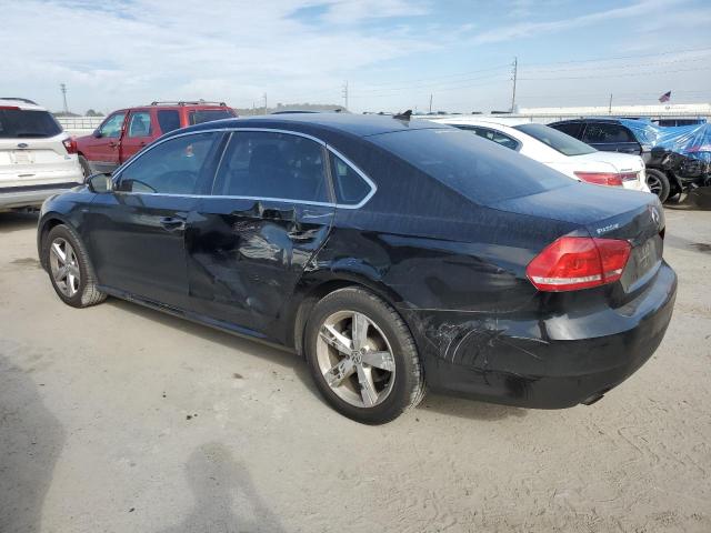 Obraz 2 z 2015 VOLKSWAGEN PASSAT S 2015 z VIN 1VWAS7A34FC106455