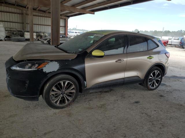 Obraz 1 z 2021 FORD ESCAPE SE 2021 z VIN 1FMCU0G69MUB08543