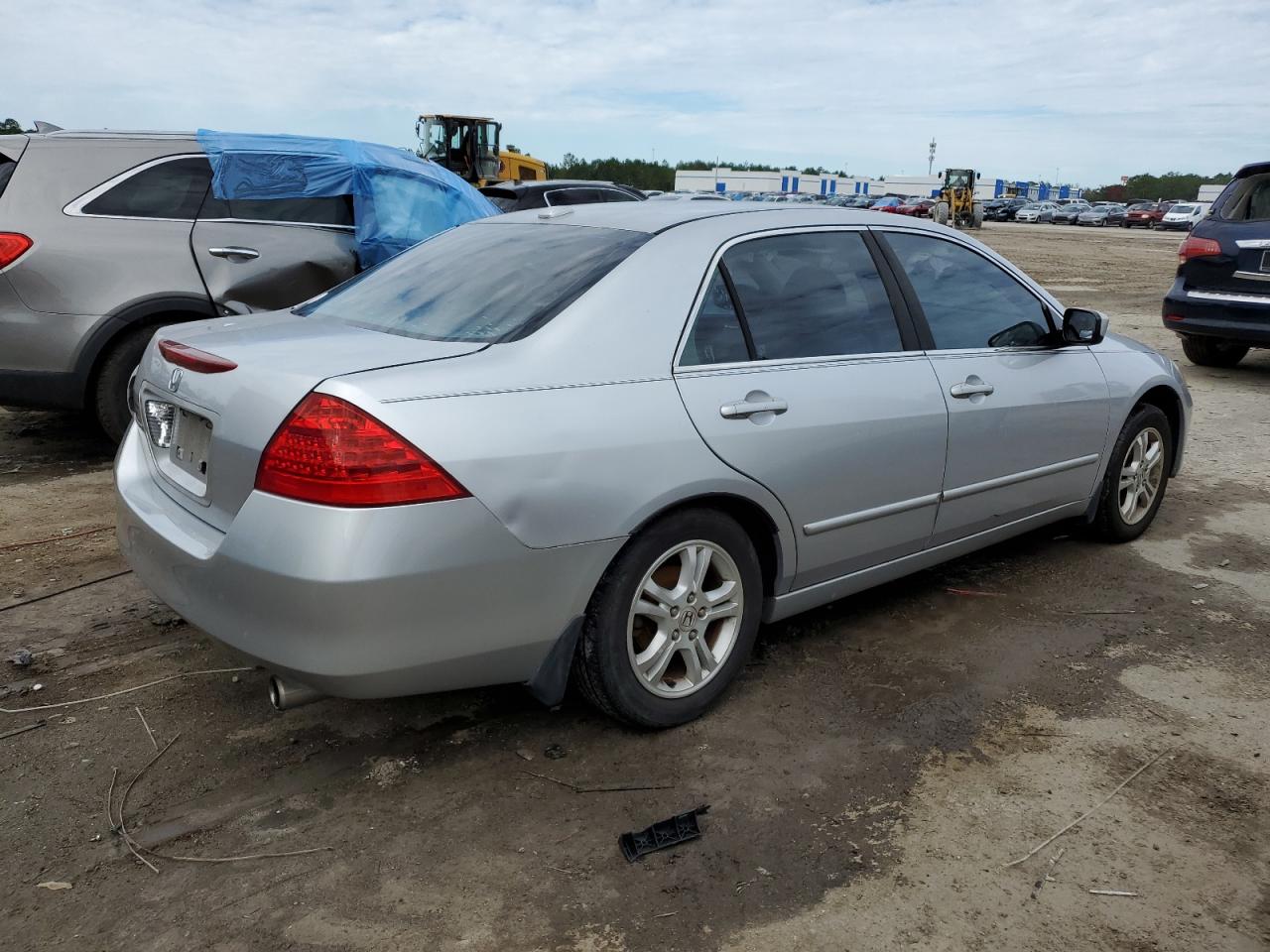 Obraz 3 z 2007 HONDA ACCORD EX 2007 z VIN 1HGCM56757A044181