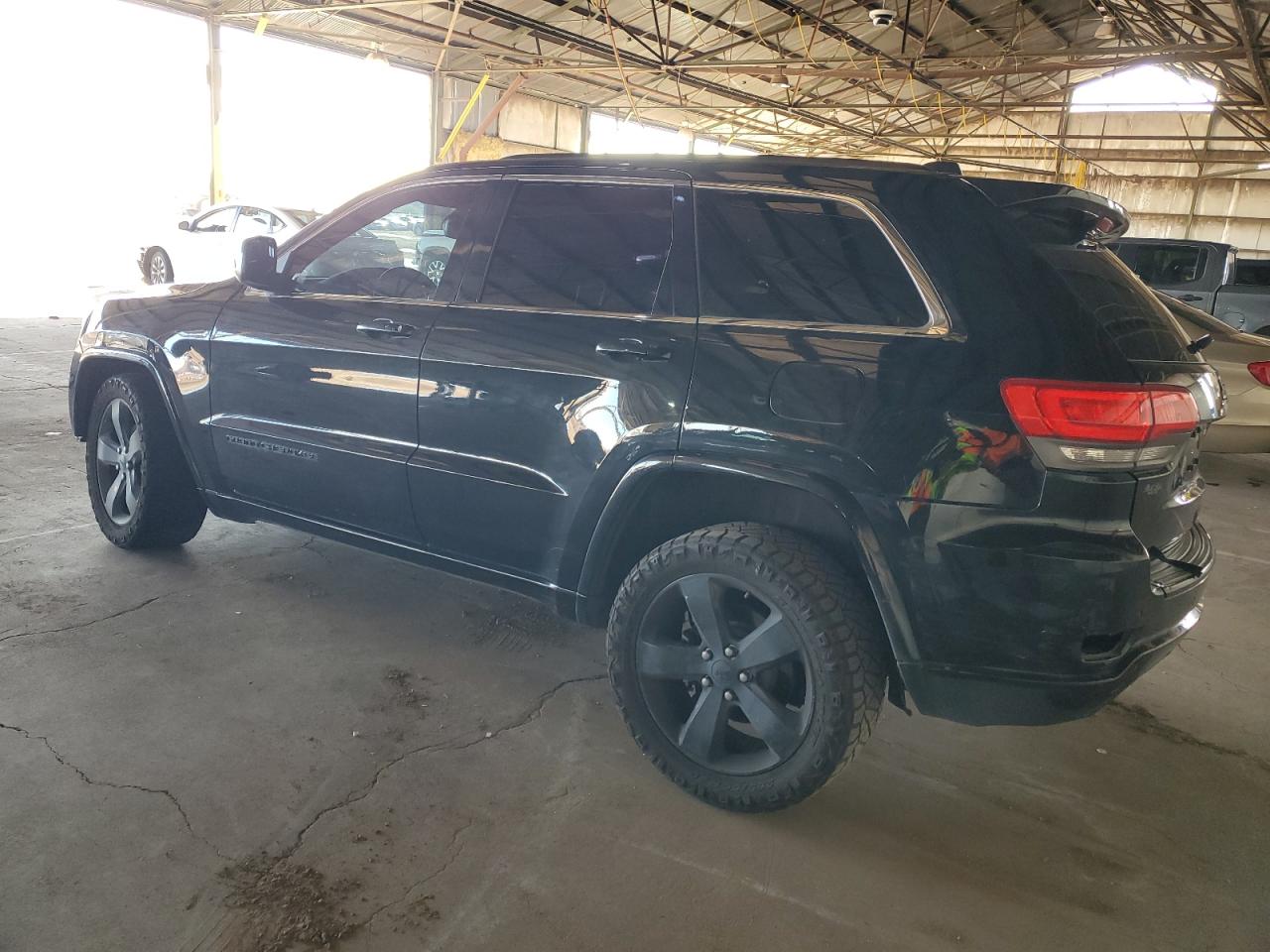Image 2 of 2015 JEEP GRAND CHEROKEE LAREDO 2015 with VIN 1C4RJEAG3FC815801