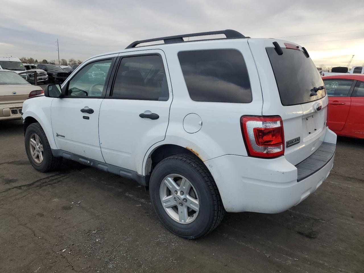 Изображение 2 2012 FORD ESCAPE HYBRID 2012 с VIN 1FMCU5K38CKB22017