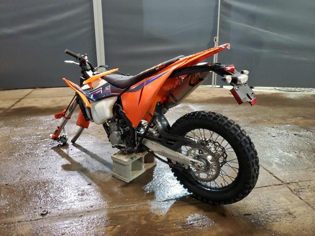 Image 3 of 2022 KTM 500 EXC-F SIX DAYS 2022 with VIN VBKEXK402NM441232