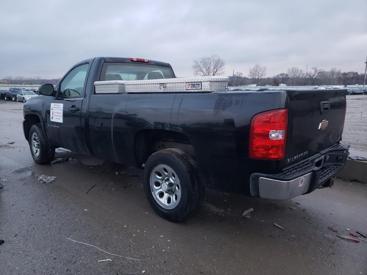 Изображение 2 2010 CHEVROLET SILVERADO C1500 2010 с VIN 1GCPCPEX8AZ256985