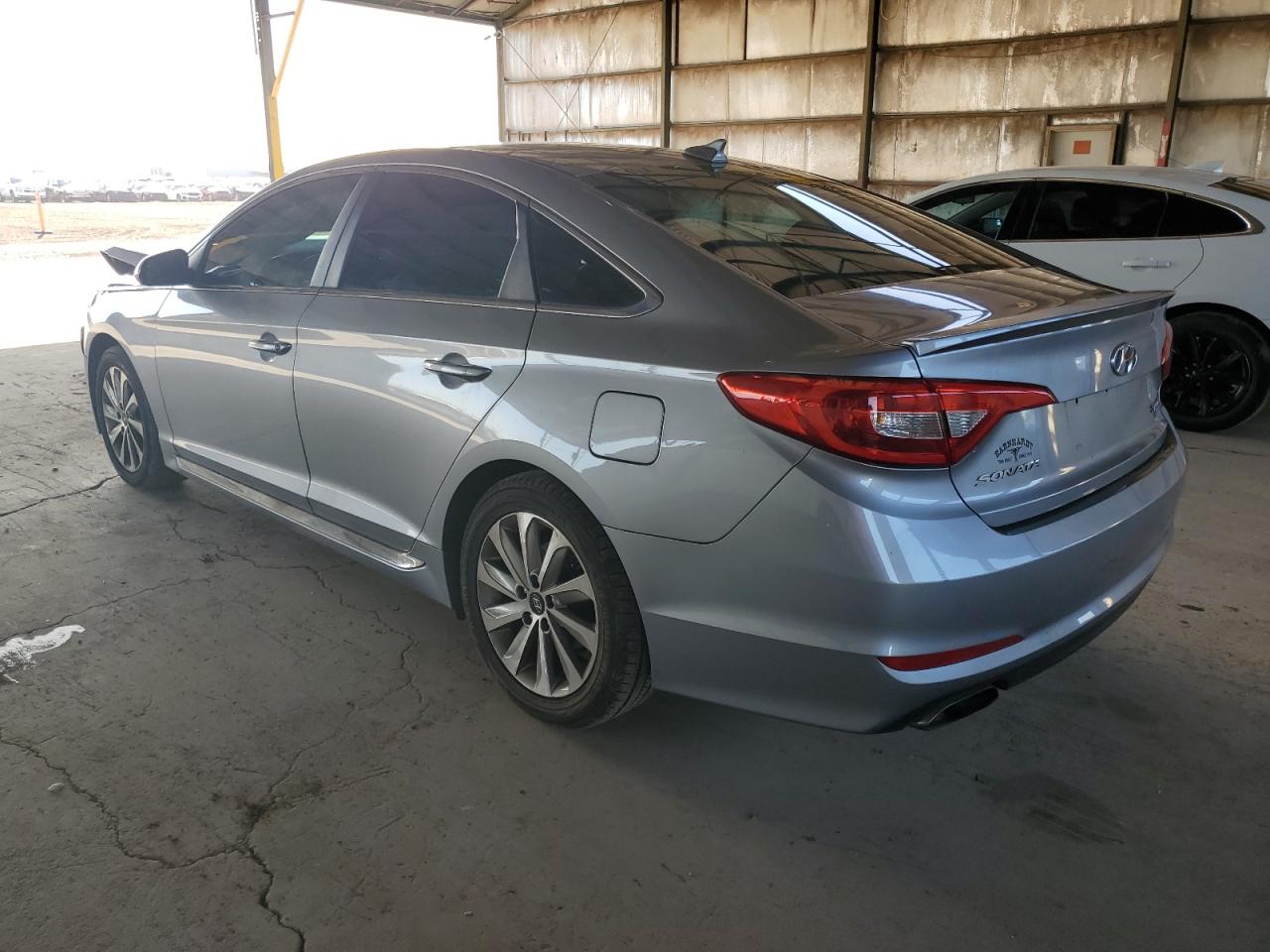 Image 2 of 2017 HYUNDAI SONATA SPORT 2017 with VIN 5NPE34AF6HH449320