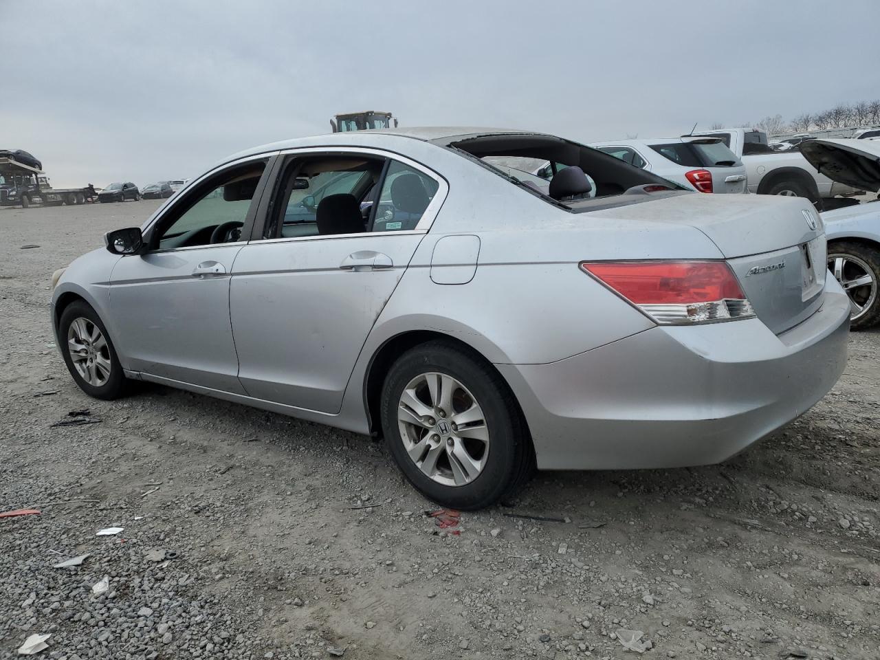 Изображение 2 2009 HONDA ACCORD LX 2009 с VIN 1HGCP26399A196700