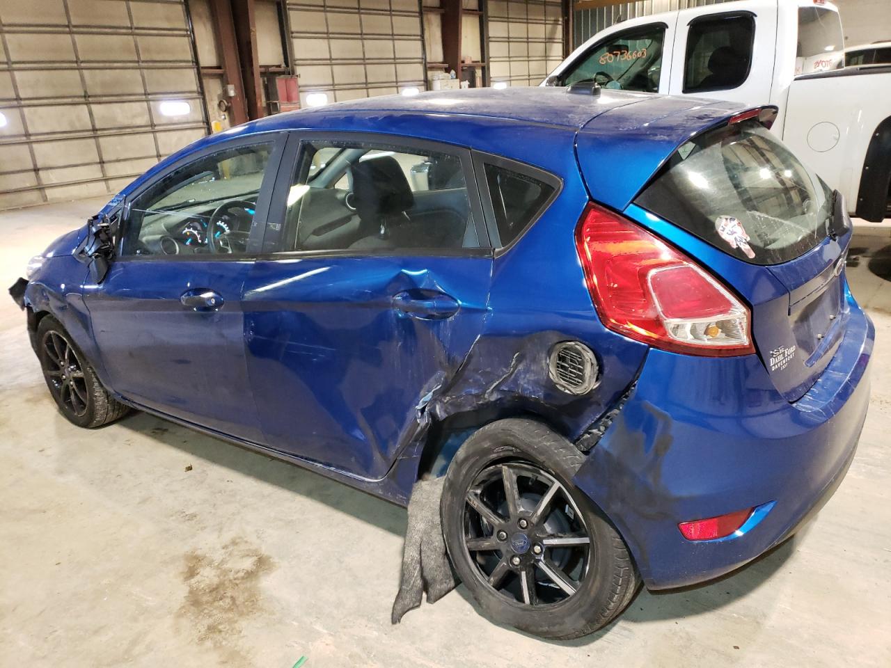 Изображение 2 2019 FORD FIESTA SE 2019 с VIN 3FADP4EJ9KM157778