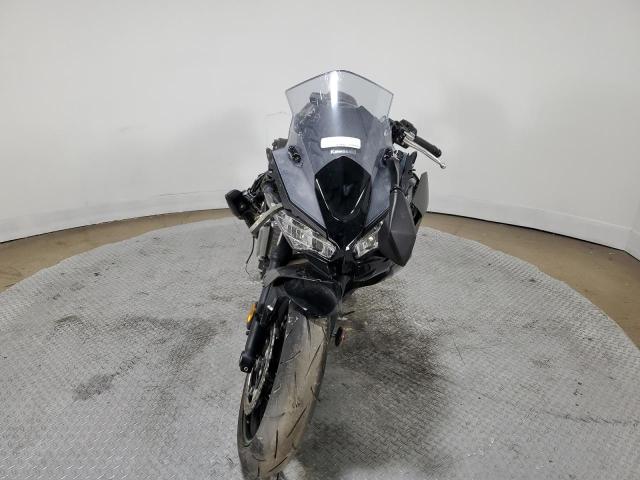 Изображение 2 2024 KAWASAKI EX650 R 2024 с VIN ML5EXER19RDAC1535