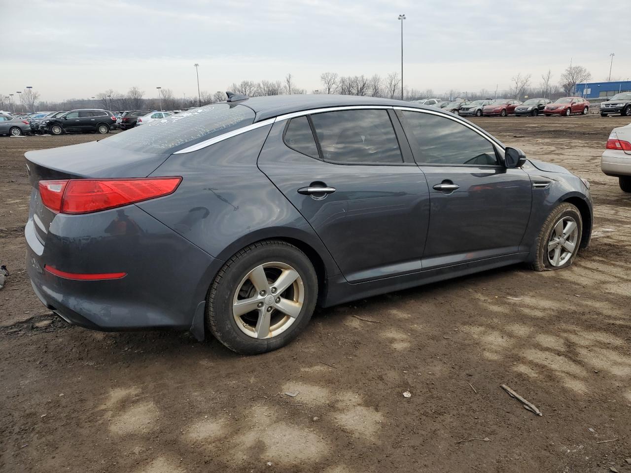 Изображение 3 2015 KIA OPTIMA LX 2015 с VIN 5XXGM4A76FG509930