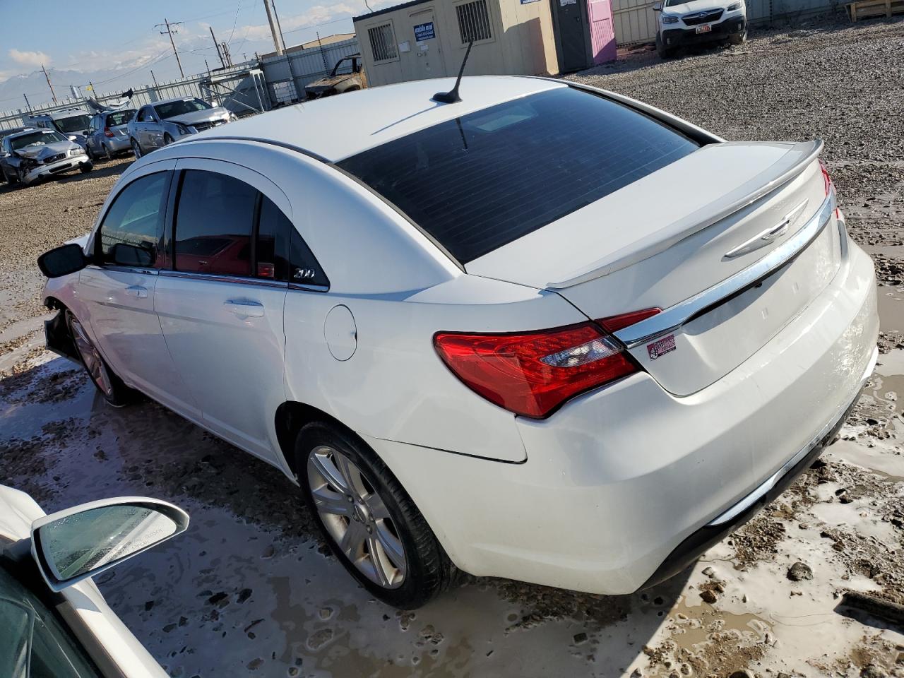 Image 2 of 2013 CHRYSLER 200 LX 2013 with VIN 1C3CCBAB2DN762808