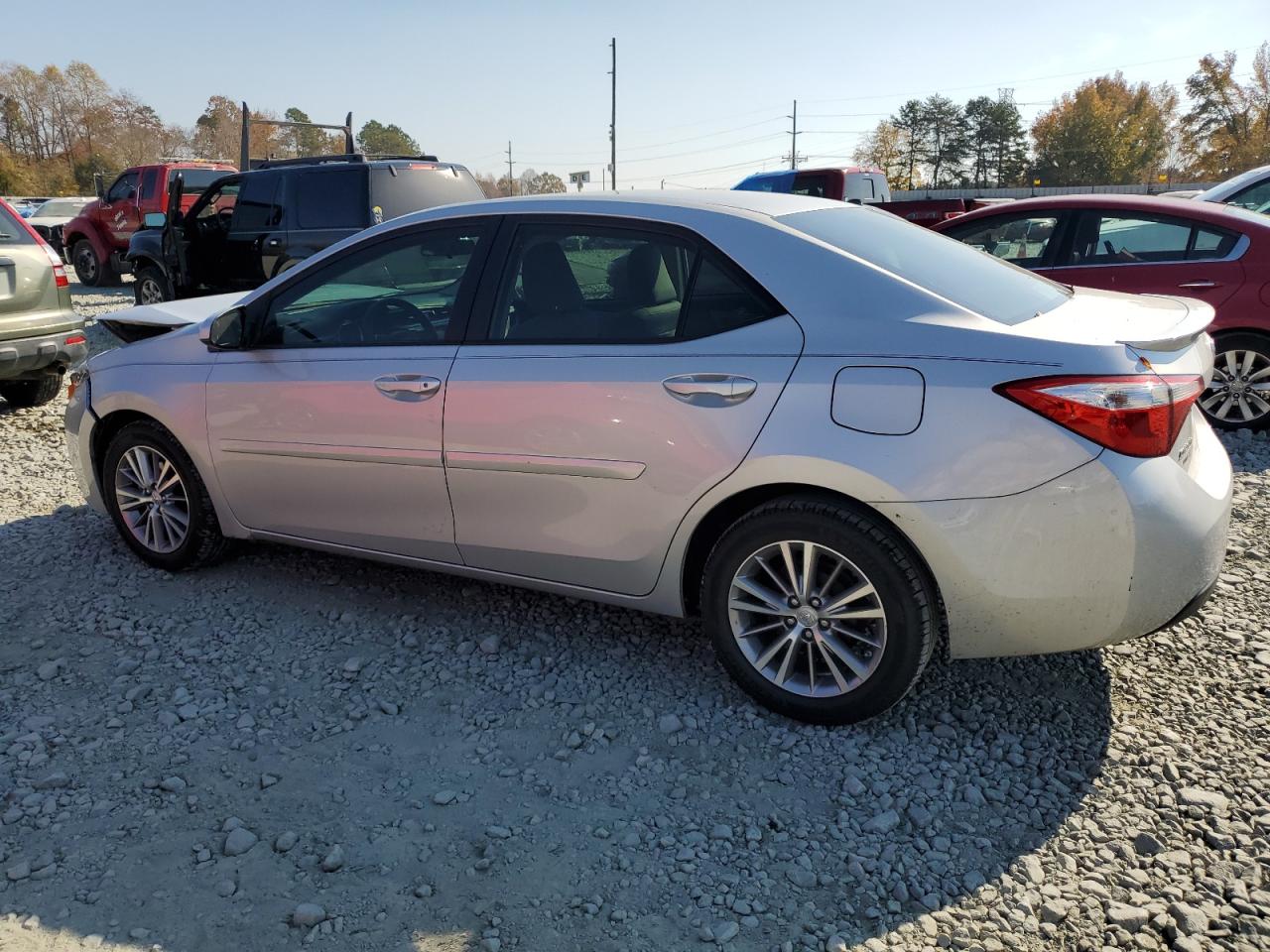 Image 2 of 2014 TOYOTA COROLLA L 2014 with VIN 5YFBURHE6EP129620