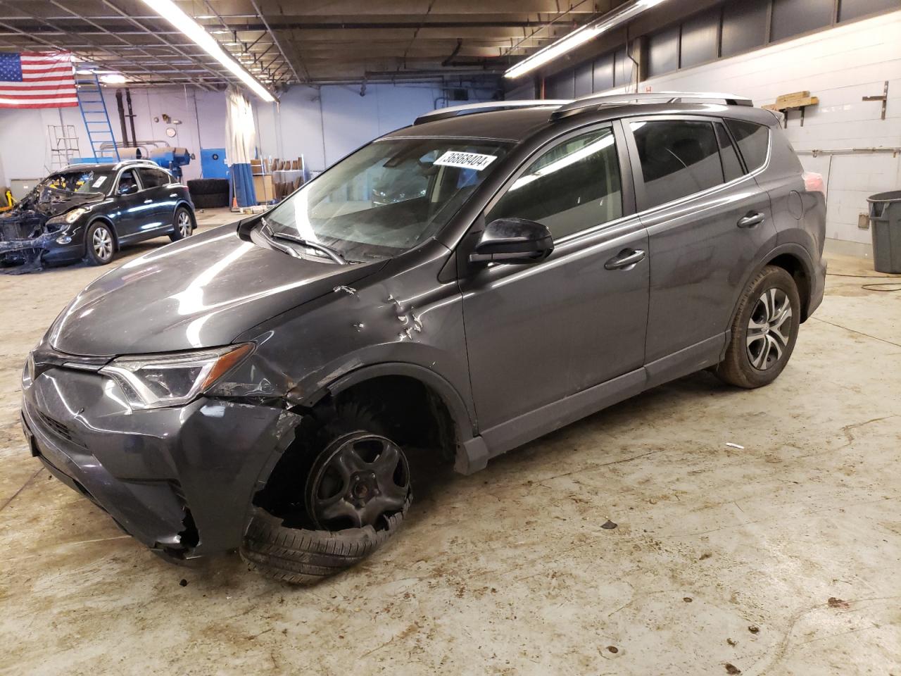 Obraz 1 z 2017 TOYOTA RAV4 LE 2017 z VIN JTMBFREV3HJ151999