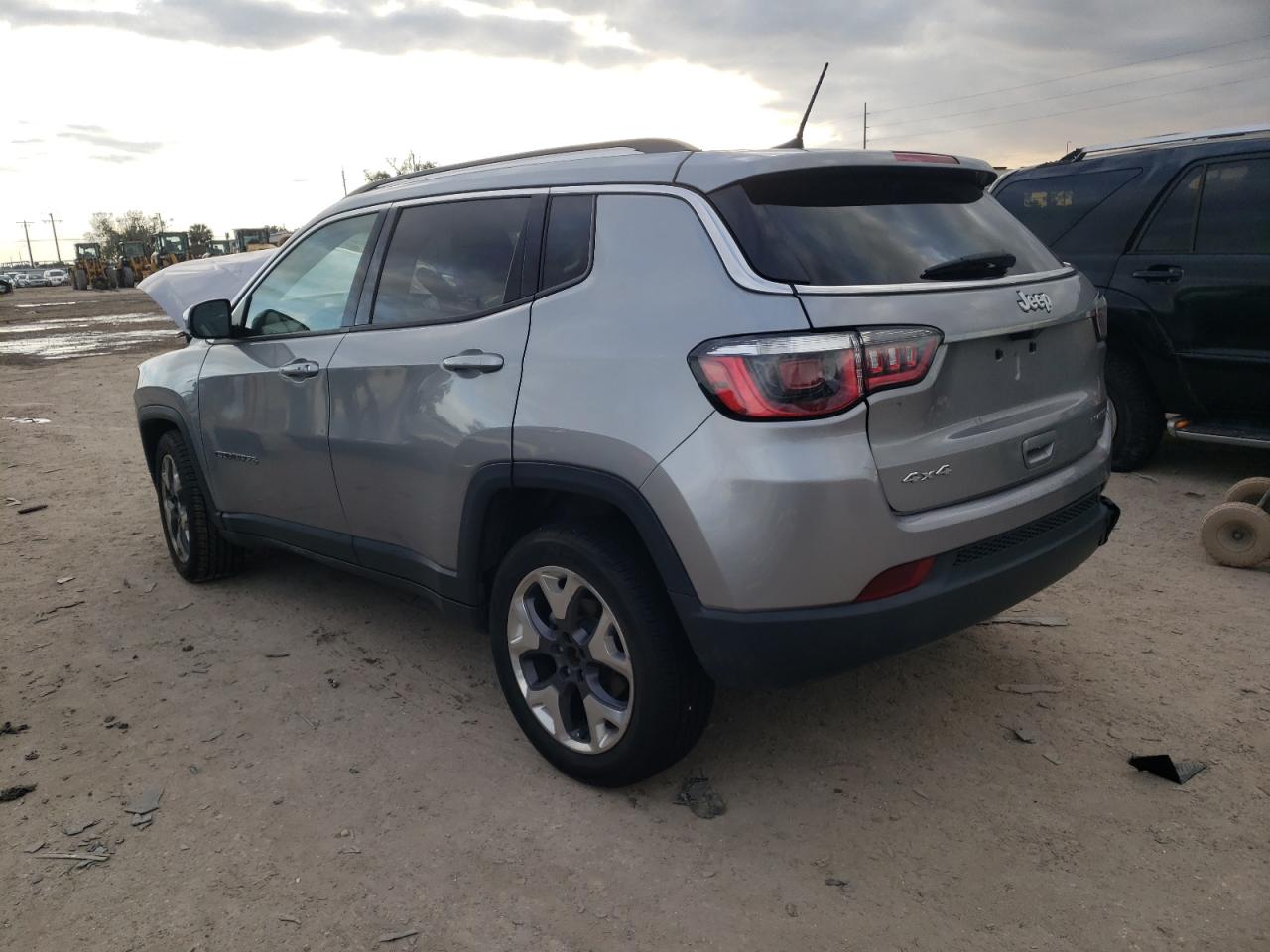 Изображение 2 2020 JEEP COMPASS LIMITED 2020 с VIN 3C4NJDCB3LT167161