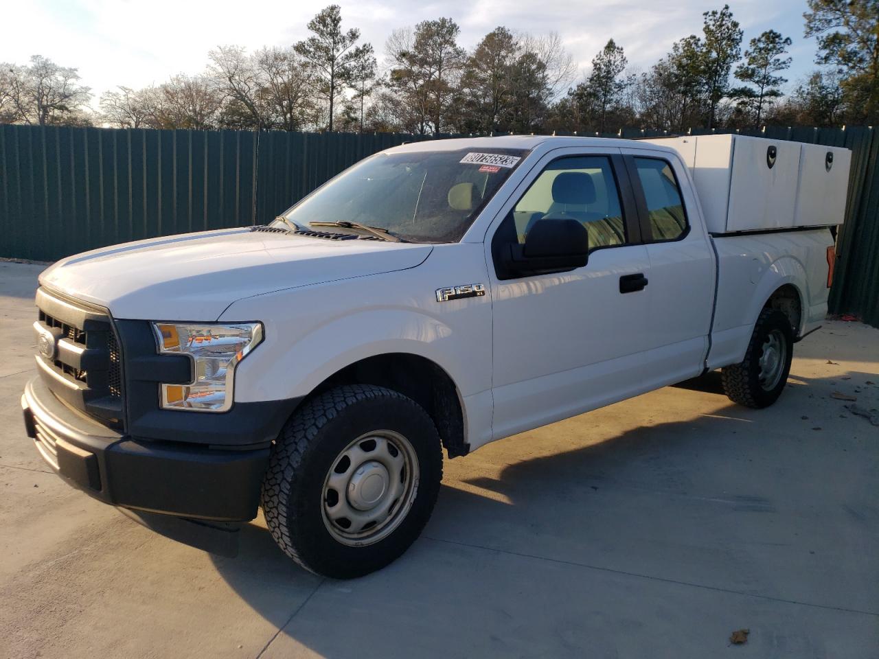 Obraz 1 z 2017 FORD F150 SUPER CAB 2017 z VIN 1FTEX1CF4HKE53271