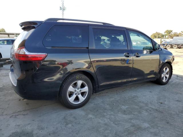 Obraz 3 z 2015 TOYOTA SIENNA LE 2015 z VIN 5TDKK3DC0FS579442