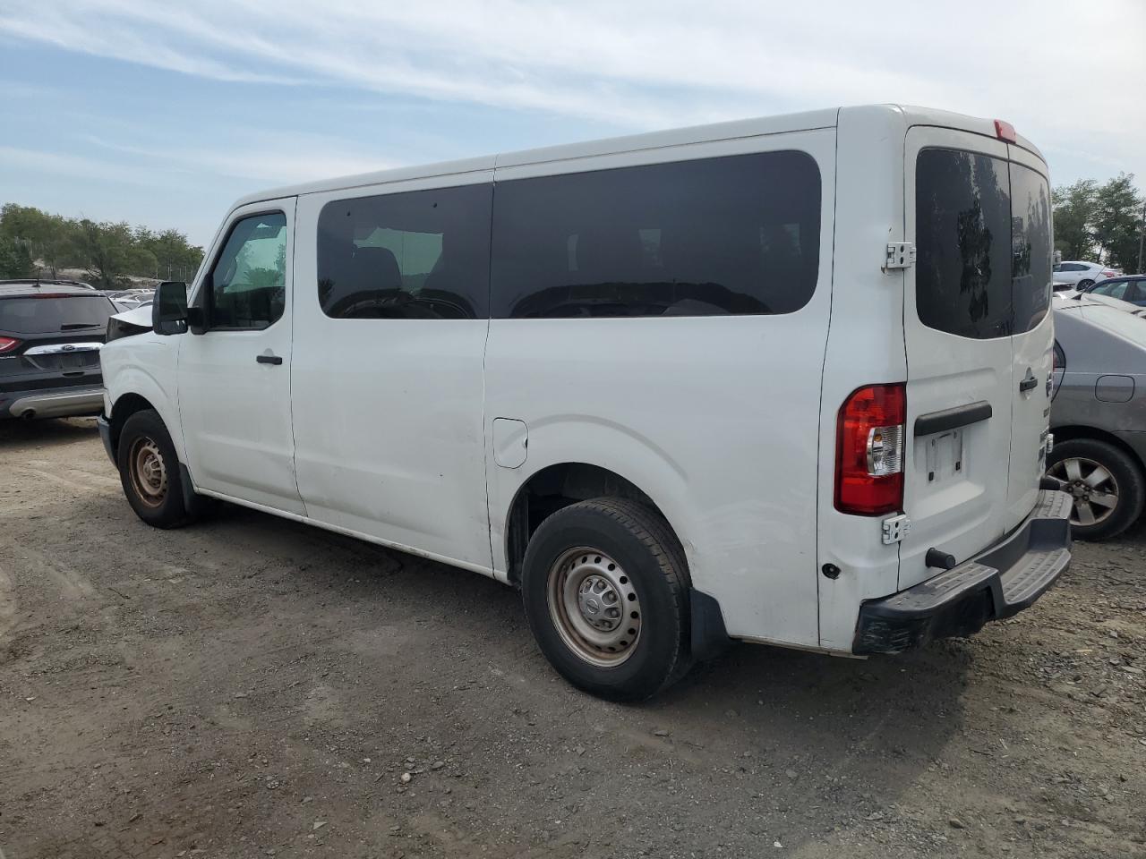 Image 2 of Nissan Nv 3500 with VIN 5BZBF0AA3FN850148